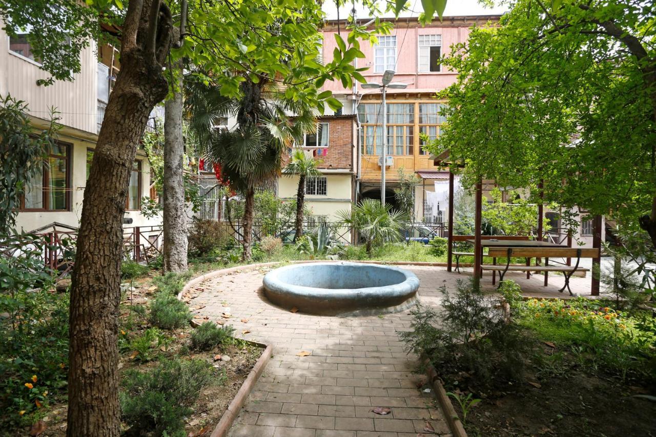 Old - Gold Gala Apartment Tbilisi ภายนอก รูปภาพ