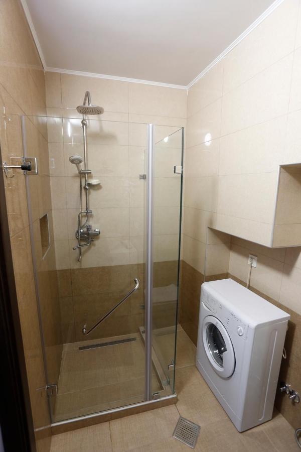 Old - Gold Gala Apartment Tbilisi ภายนอก รูปภาพ