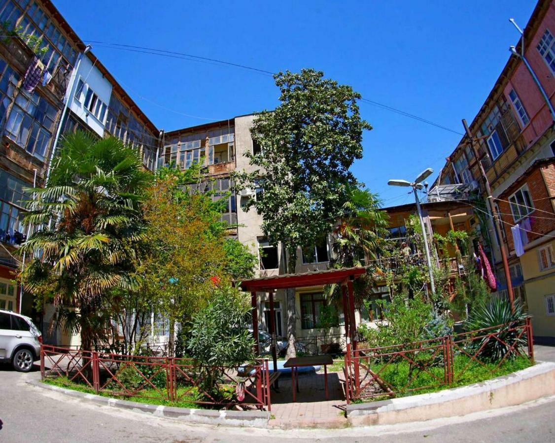 Old - Gold Gala Apartment Tbilisi ภายนอก รูปภาพ