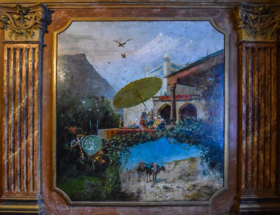 Old - Gold Gala Apartment Tbilisi ภายนอก รูปภาพ